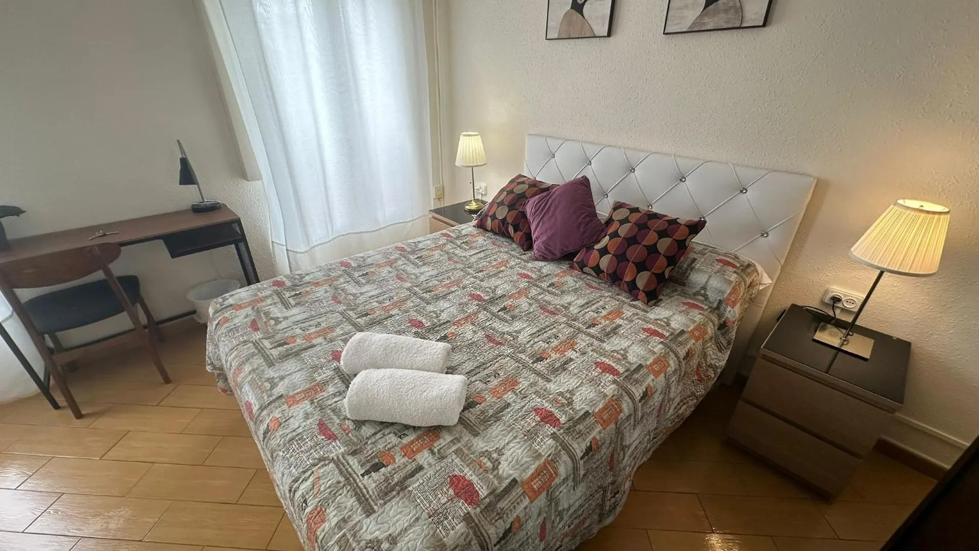 ברצלונה Acogedoras Habitaciones En Valencia ספרד